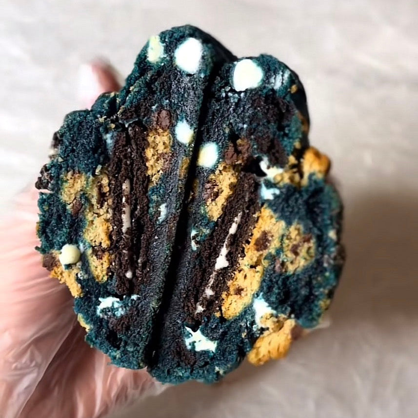 Oreo Blue Night